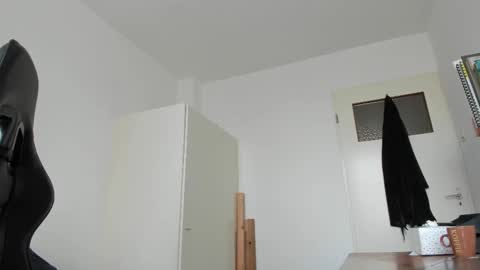 Henk online show from 11.22.25