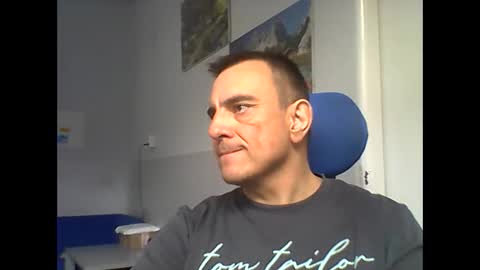 2025eyesforyou online show from 02.21.26