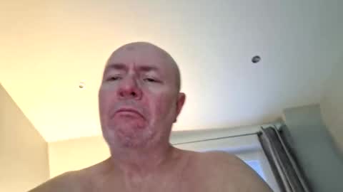 Snapshot of 211scudder chatting on 11.03.25 211skoosh online show from 11.03.25