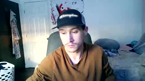 Snapshot of 21yearsy0ung9icheshung chatting on 01.12.25 AlecurClit online show from 01.12.25