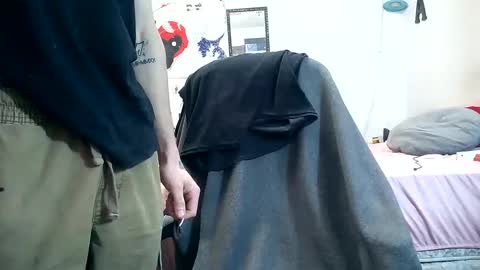 Snapshot of 21yearsy0ung9icheshung chatting on 02.02.25 AlecurClit online show from 02.02.25