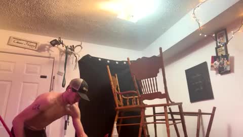 Snapshot of 21yearsy0ung9icheshung chatting on 02.05.25 AlecurClit online show from 02.05.25