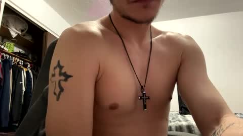 Snapshot of 21yearsy0ung9icheshung chatting on 02.10.25 AlecurClit online show from 02.10.25