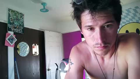 Snapshot of 21yearsy0ung9icheshung chatting on 09.28.25 AlecurClit online show from 09.28.25