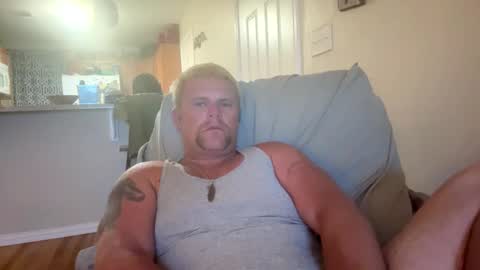 Snapshot of 22bigelo2316 chatting on 11.16.25 22bigelo2316 online show from 11.16.25