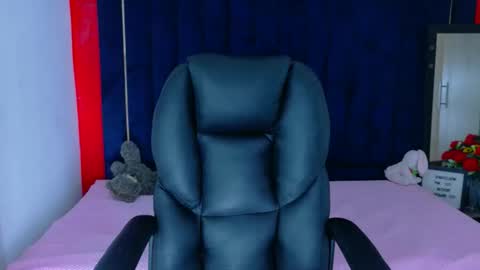 Isabella online show from 02.14.26