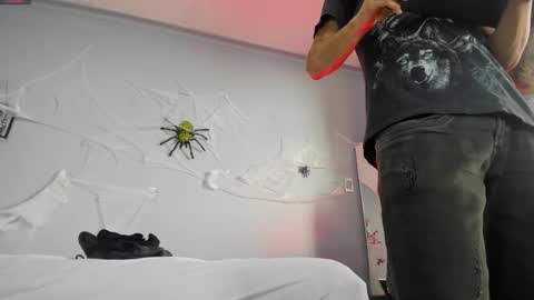 Snapshot of 2_fire chatting on 10.28.25 2_fire online show from 10.28.25