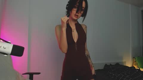 Sasha weekend from 14 to 27 November online show from 11.06.25