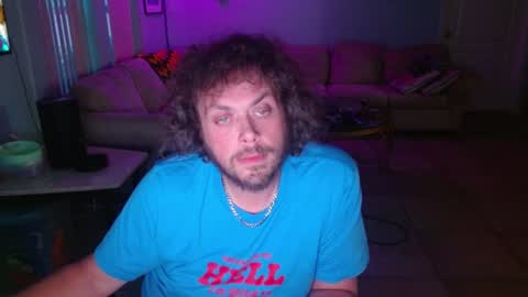 Snapshot of 2dirtyhillbillies chatting on 06.30.26 ThrillBilly online show from 06.30.26