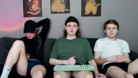 Snapshot of 2nc_ chatting on 03.27.26 Eleot online show from 03.27.26