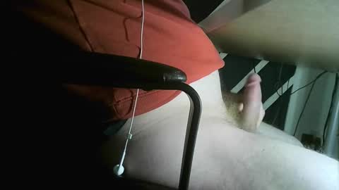 Snapshot of 30300shane30300 chatting on 09.27.25 30300shane30300 online show from 09.27.25