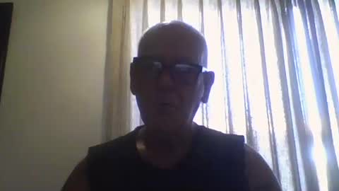 Snapshot of 304705449t chatting on 01.18.25 Peter online show from 01.18.25