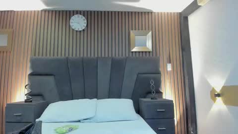 Snapshot of 3x_naxa chatting on 09.25.25 3X NAXAA online show from 09.25.25