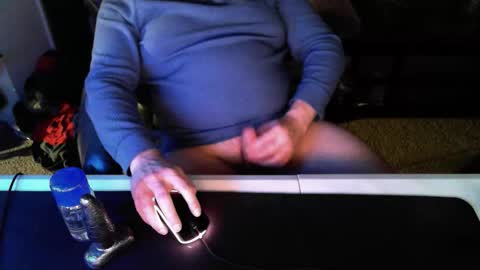 Snapshot of 420bad chatting on 12.05.25 420bad online show from 12.05.25