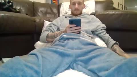 420feetloverr420 online show from 03.30.26