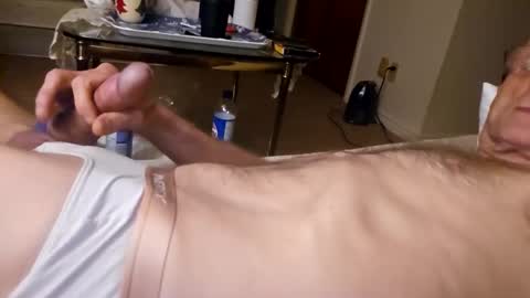 Snapshot of 60zeus60 chatting on 12.12.24 Zeus online show from 12.12.24