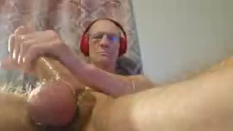 Snapshot of 60zeus60 chatting on 06.22.26 Zeus online show from 06.22.26