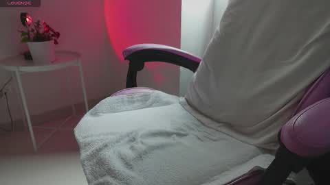 Snapshot of 666anyone chatting on 10.04.25 666anyone online show from 10.04.25