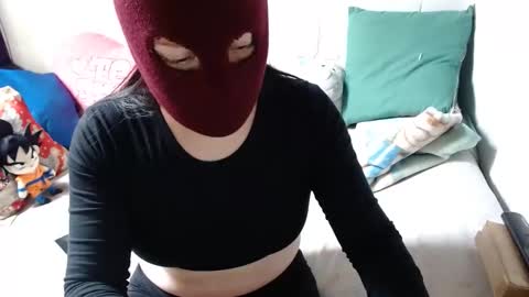 Snapshot of 666maskgirl chatting on 01.08.25 SHANNON online show from 01.08.25