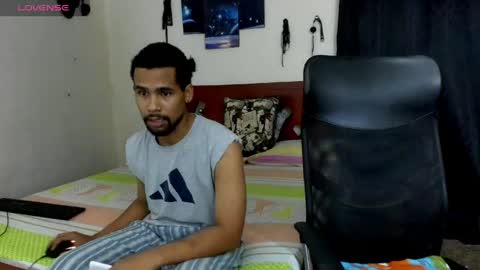 Snapshot of 69blackwhite chatting on 04.13.26 69blackwhite online show from 04.13.26