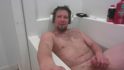 Snapshot of 69pusslicker chatting on 11.14.25 Hot Rod online show from 11.14.25