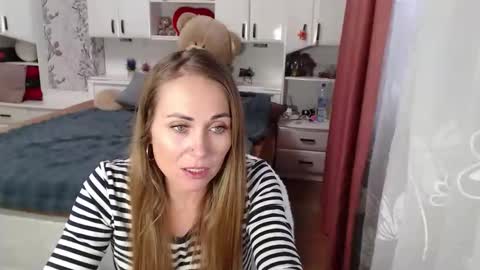 Snapshot of 69sexysecret691984 chatting on 02.25.26 69sexysecret691984 online show from 02.25.26