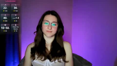 6babylaila9 online show from 04.19.26