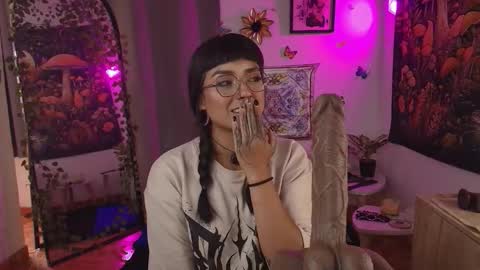 B R I E L A  online show from 01.09.26