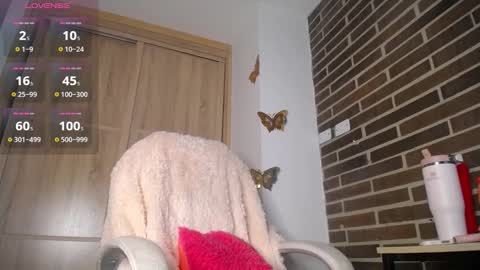 Snapshot of 6nalanie chatting on 02.19.26 6nalanie online show from 02.19.26