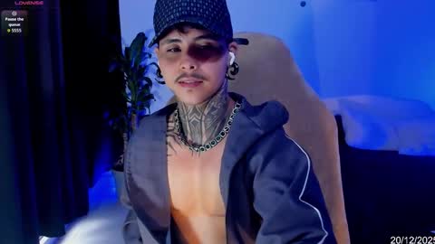 Stefan online show from 12.20.25