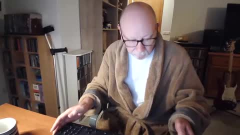  Papi  online show from 02.07.25