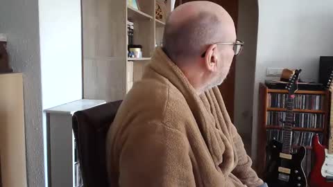  Papi  online show from 02.28.25