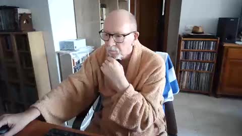  Papi  online show from 12.02.25