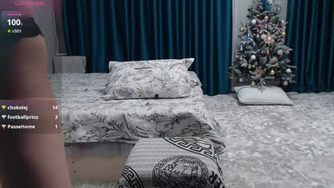 Snapshot of 8000_boginya chatting on 12.26.24 8000 Boginya online show from 12.26.24