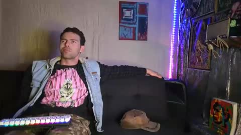 EvelDicknievel1 online show from 12.04.25