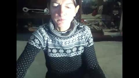 Snapshot of 8mistress8 chatting on 12.11.24 8MISTRESS8 online show from 12.11.24