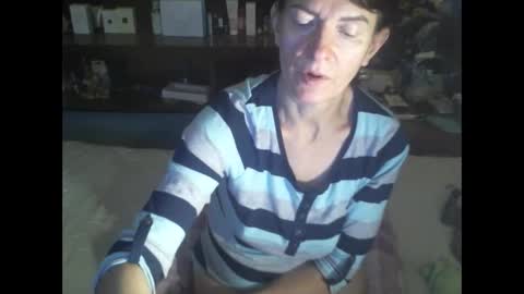 Snapshot of 8mistress8 chatting on 09.29.25 8MISTRESS8 online show from 09.29.25