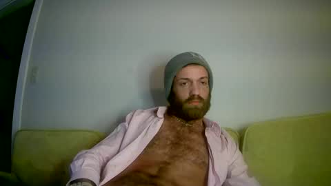 Snapshot of 90210screamer chatting on 12.14.24 90210screamer online show from 12.14.24