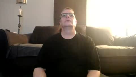 Snapshot of 989guy chatting on 06.21.26 989guy online show from 06.21.26