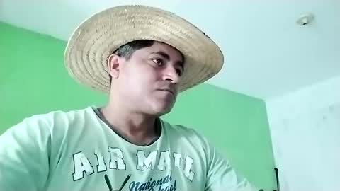 9vinhocamshow online show from 02.12.25