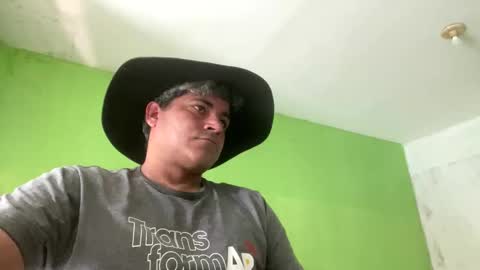 9vinhocamshow online show from 10.26.25