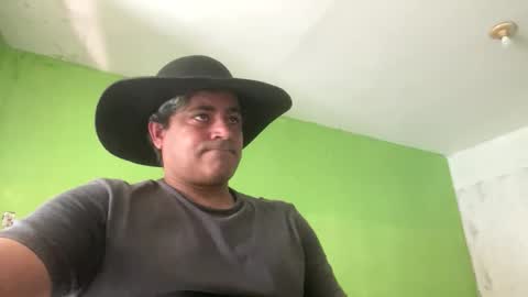 9vinhocamshow online show from 11.29.25