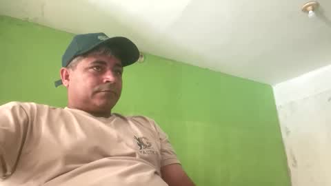 Snapshot of 9vinhocamshow chatting on 04.25.26 9vinhocamshow online show from 04.25.26