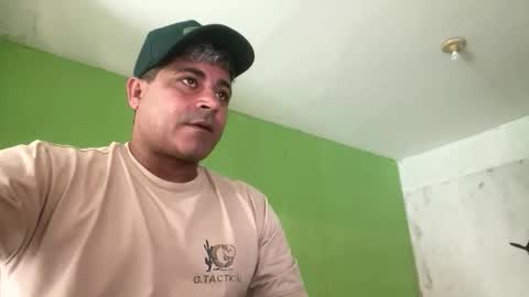 Snapshot of 9vinhocamshow chatting on 04.28.26 9vinhocamshow online show from 04.28.26