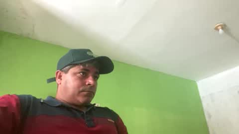 Snapshot of 9vinhocamshow chatting on 05.12.26 9vinhocamshow online show from 05.12.26
