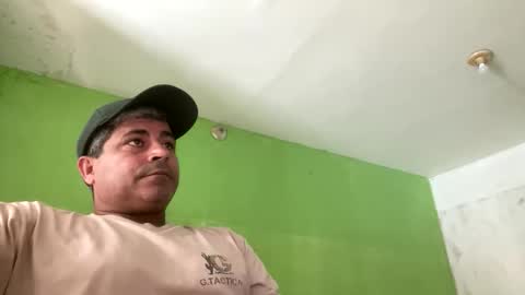 Snapshot of 9vinhocamshow chatting on 05.14.26 9vinhocamshow online show from 05.14.26