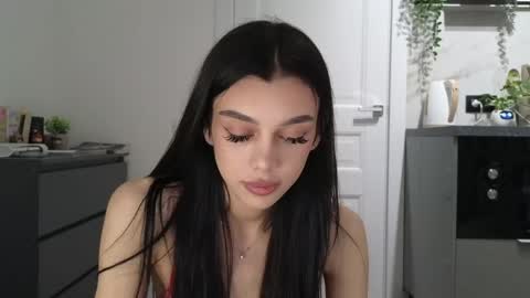 Snapshot of 9west chatting on 04.30.26 KARINA online show from 04.30.26