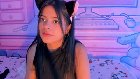 Snapshot of _18alice chatting on 12.08.24 Alice online show from 12.08.24