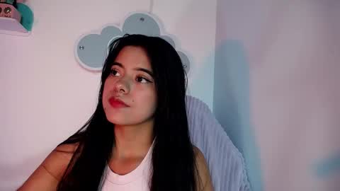 Snapshot of _18alice chatting on 12.13.24 Alice online show from 12.13.24