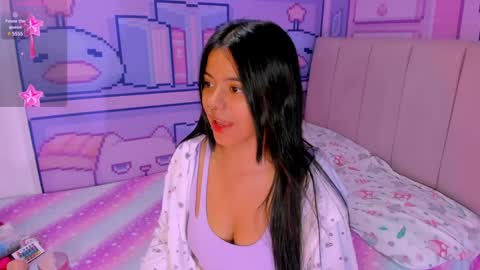 Snapshot of _18alice chatting on 12.20.24 Alice online show from 12.20.24